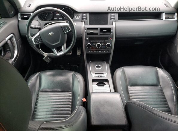 SALCT2BG7HH647074 2017 LAND ROVER DISCOVERY Gray Вид панелі приладів