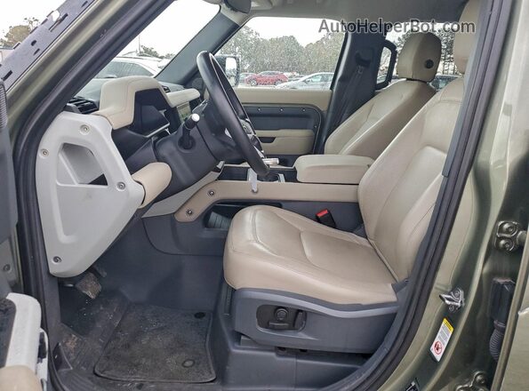 SALEJ7EU0R2271822 2024 LAND ROVER DEFENDER Зеленый Вид салона спереди