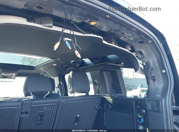 SALEJ7EX1S2387367 2025 LAND ROVER DEFENDER Черный Вид спереди