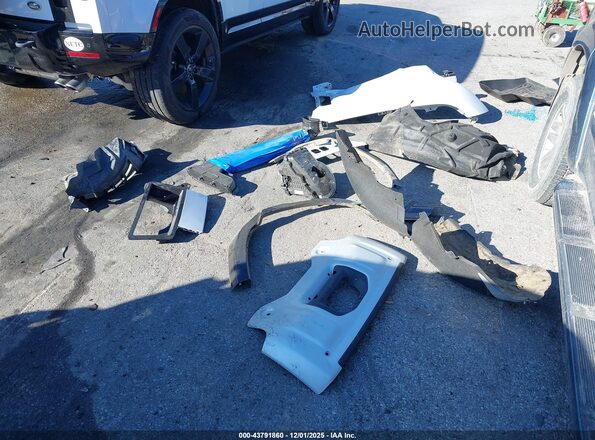 SALEWEEEXP2217830 2023 LAND ROVER DEFENDER White Вид щитка приладів
