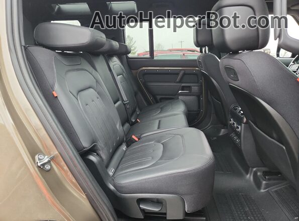 SALEXEEU7L2033816 2020 LAND ROVER DEFENDER Brown Widok wnętrza z tyłu