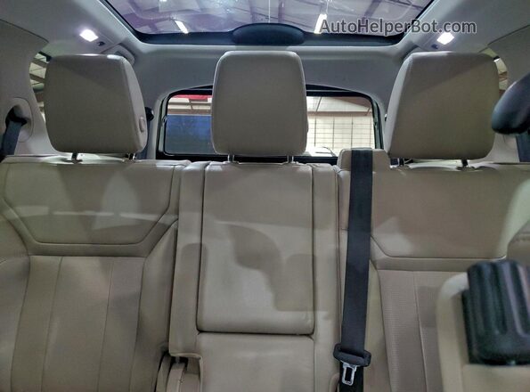 SALRR2RV8L2426883 2020 LAND ROVER DISCOVERY Blue Widok tylnych siedzeń