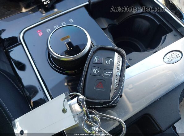 SALYB2EX5KA215992 2019 LAND ROVER RANGE ROVER VELAR Серебряный Вид панели приборов