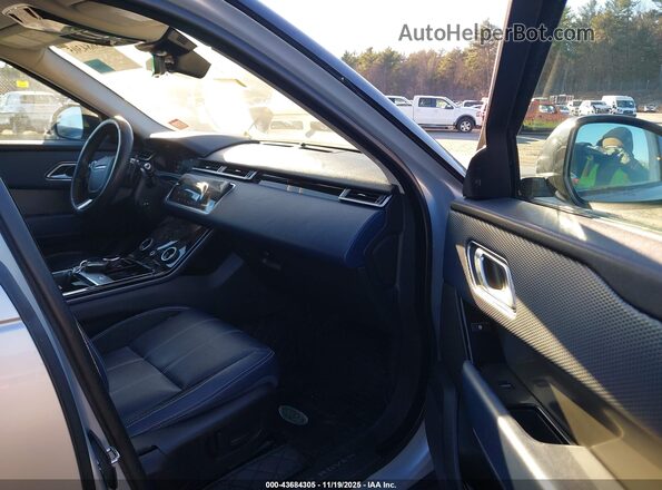 SALYB2EX5KA215992 2019 LAND ROVER RANGE ROVER VELAR Серебряный Вид салона спереди