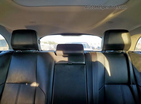 SALYJ2EX1RA385103 2024 LAND ROVER RANGE Gray Rear seats view