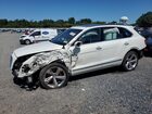 2018 Bentley Bentayga White vin: SJAAC2ZV4JC017780