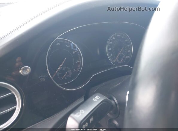 SJAAM2ZV5KC027054 2019 BENTLEY BENTAYGA Черный 