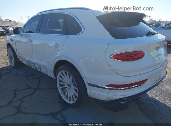 SJAAM2ZV7MC033750 2021 BENTLEY BENTAYGA White Trasero izquierdo