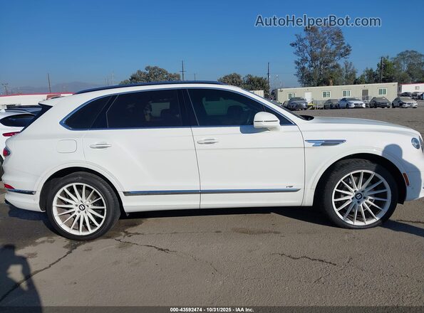 SJAAM2ZV7MC033750 2021 BENTLEY BENTAYGA White Vista interior de 360 grados