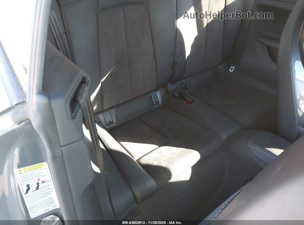 TRUAEAFV5K1011058 2019 AUDI TT Серый Вид наклейки с VIN-кодом
