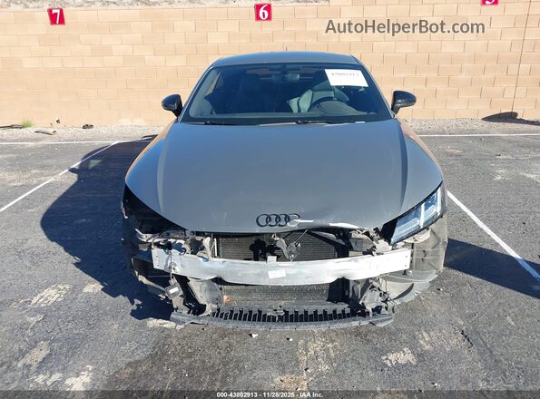 TRUAEAFV5K1011058 2019 AUDI TT Серый Вид задней части салона