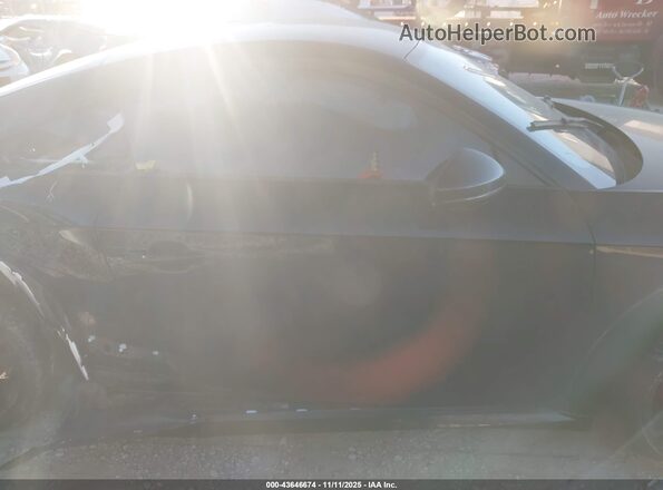 TRUC1AFV0H1017458 2017 AUDI TT Black Widok wnętrza z tyłu