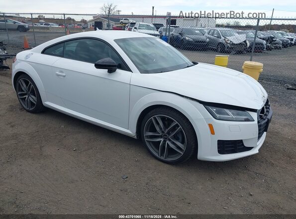 TRUC5AFV5H1011501 2017 AUDI TT White Przód prawy