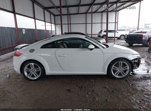 TRUC5AFV6G1022182 2016 AUDI TT Белый Вид щитка приборов