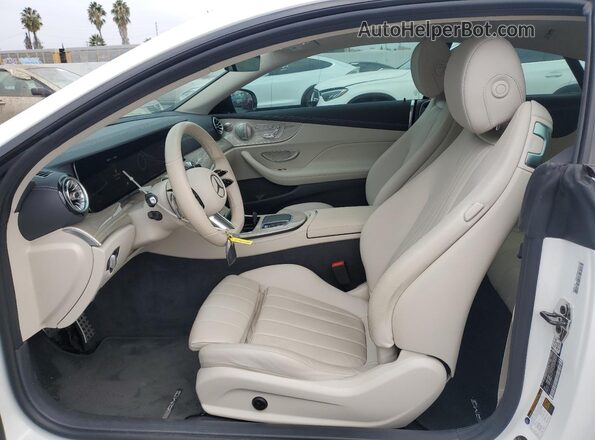 W1K1J5JB0NF176703 2022 MERCEDES-BENZ E White Widok wnętrza z przodu