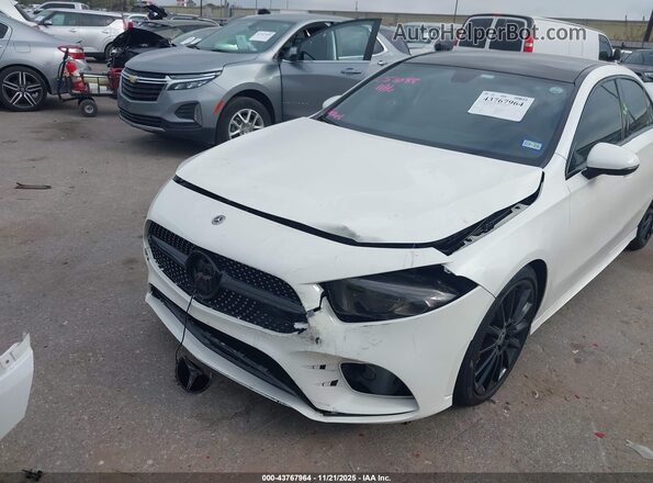 W1K3G4EB4NJ328720 2022 MERCEDES-BENZ A 220 Белый Вид спереди