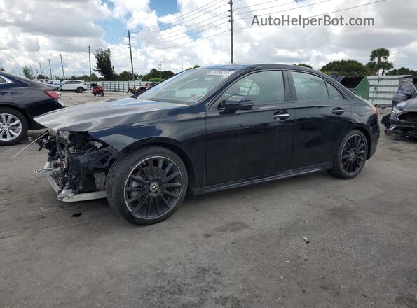 W1K3G4EB6NJ364229 2022 MERCEDES-BENZ A Черный Передняя левая четверть