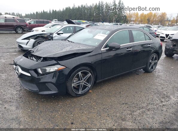 W1K3G4EBXMJ284835 2021 MERCEDES-BENZ A 220 Черный Передняя левая четверть