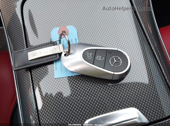 W1KAF4HB3PR142449 2023 MERCEDES-BENZ C-CLASS Белый Вид панели приборов