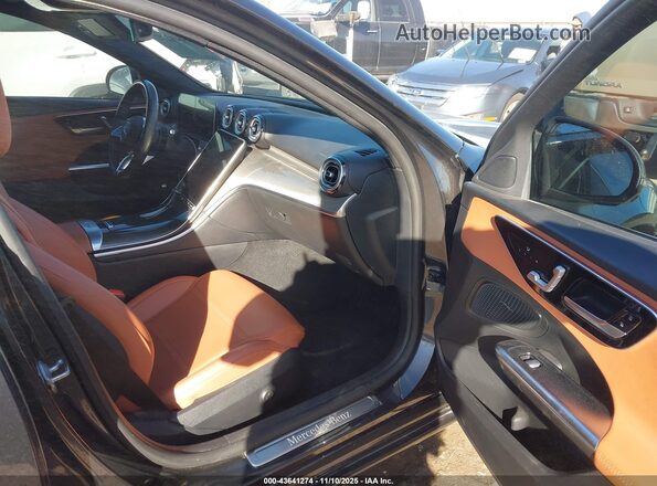 W1KAF4HB9PR082323 2023 MERCEDES-BENZ C-CLASS Черный Вид салона спереди