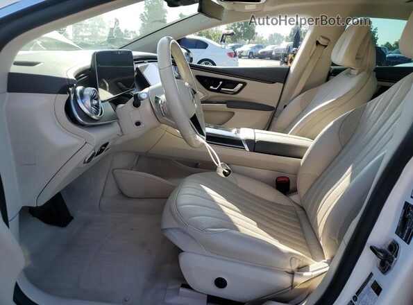 W1KCG2DB3NA001232 2022 MERCEDES-BENZ EQS Белый Вид салона спереди