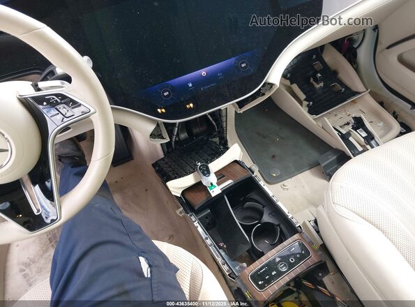 W1KCG4EB8PA035518 2023 MERCEDES-BENZ EQS 580 Белый Вид панели приборов