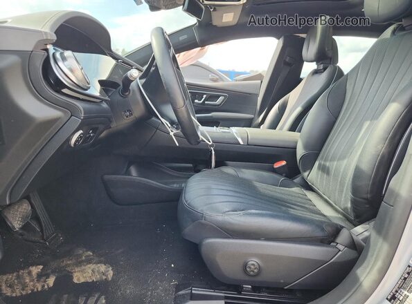 W1KCG4EB9NA006302 2022 MERCEDES-BENZ EQS Серый Вид салона спереди