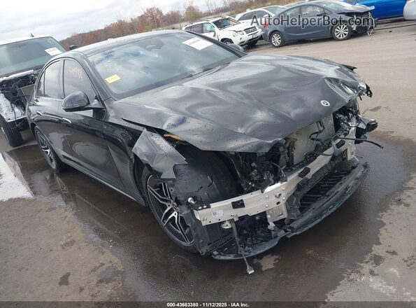 W1KLF4HB1SA104136 2025 MERCEDES-BENZ E-CLASS Black Delantero derecho