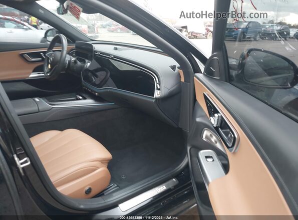 W1KLF4HB1SA104136 2025 MERCEDES-BENZ E-CLASS Black Vista interior delantera