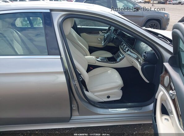 W1KZF8DB3NB080377 2022 MERCEDES-BENZ E-CLASS Серый Вид салона спереди