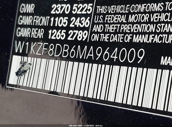 W1KZF8DB6MA964009 2021 MERCEDES-BENZ E-CLASS Black Widok komory silnika