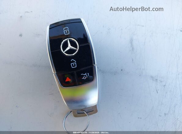 W1KZF8DBXMA891730 2021 MERCEDES-BENZ E-CLASS Black Vista del salpicadero