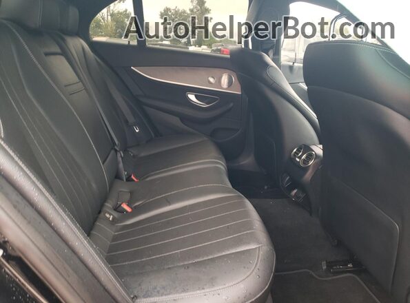 W1KZF8EB4MA877434 2021 MERCEDES-BENZ E Black Vista de los asientos traseros