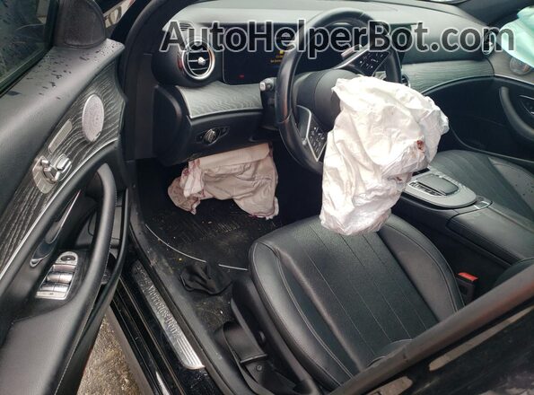 W1KZF8EB4MA877434 2021 MERCEDES-BENZ E Black Vista del salpicadero