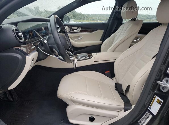 W1KZF8EB5MA953582 2021 MERCEDES-BENZ E Black წინა სალონის ხედი
