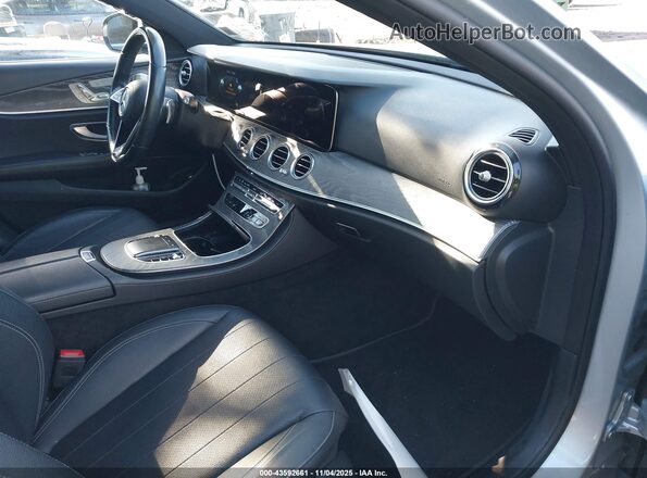 W1KZF8EB6MA872915 2021 MERCEDES-BENZ E-CLASS Silver წინა სალონის ხედი