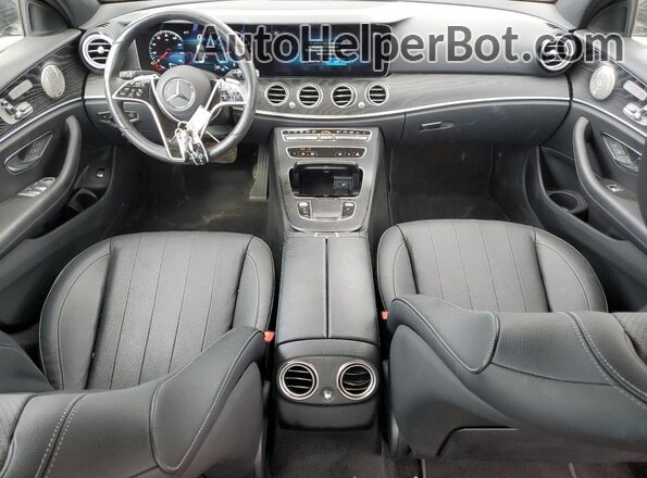 W1KZF8EB9NB073254 2022 MERCEDES-BENZ E Серый Вид панели приборов