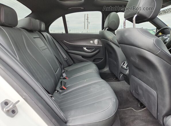 W1KZF8EBXLA810206 2020 MERCEDES-BENZ E White Vista de los asientos traseros