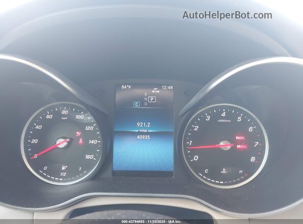 W1N0G8DB1NG080650 2022 MERCEDES-BENZ GLC 300 White Widok tylnych siedzeń