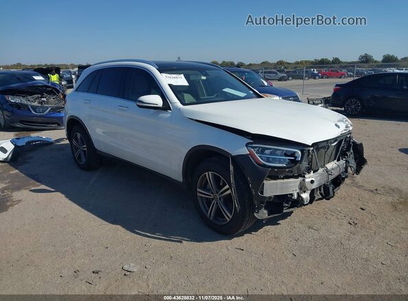 W1N0G8DB7LF849932 2020 MERCEDES-BENZ GLC 300 Белый Передняя правая четверть