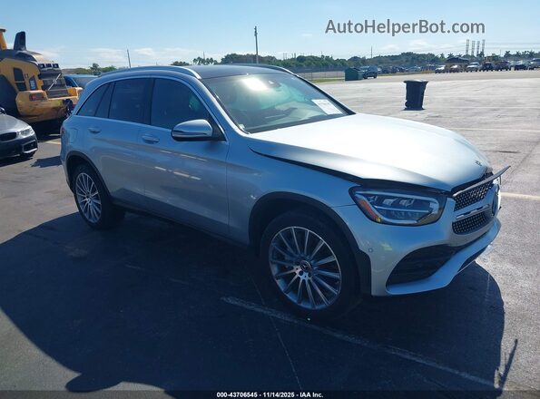 W1N0G8DB9NG064809 2022 MERCEDES-BENZ GLC 300 Серебряный Передняя правая четверть