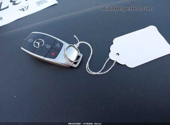 W1N4N4HB1NJ409604 2022 MERCEDES-BENZ GLA Белый Вид панели приборов