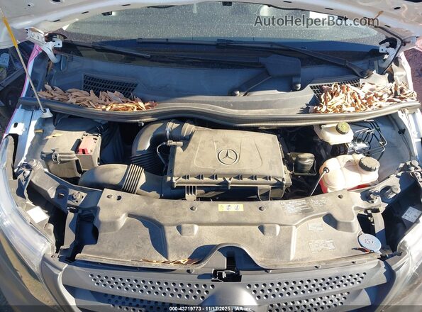 W1YV0BEY4M3833509 2021 MERCEDES-BENZ METRIS Белый Вид сзади