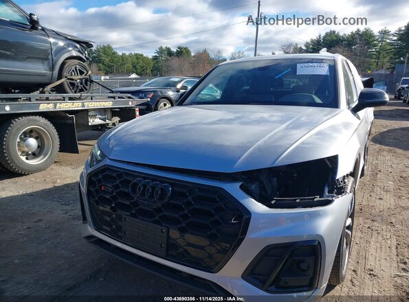 WA124AFY4P2013343 2023 AUDI SQ5 Серебряный Вид спереди