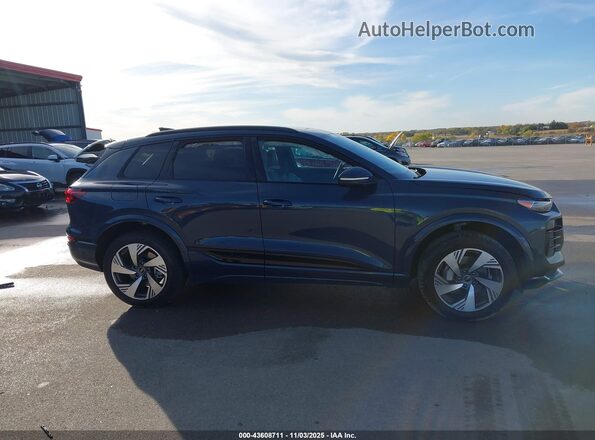 WA124BGF8SA069044 2025 AUDI Q6 E-TRON Blue Widok zestawu wskaźników