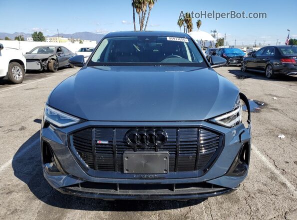 WA12AAGE2NB011584 2022 AUDI E-TRON Синий Вид спереди