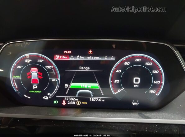 WA1AAAGE8MB008070 2021 AUDI E-TRON Black უკანა სავარძლების ხედი