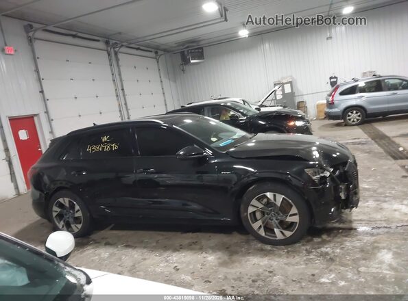 WA1AAAGE8MB008070 2021 AUDI E-TRON Black სალონის 360-გრადუსიანი ხედი