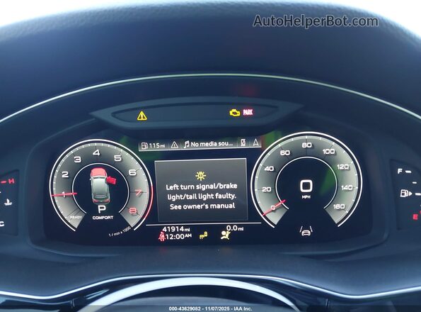 WA1ACBF7XPD011614 2023 AUDI Q7 Серый Вид задних сидений