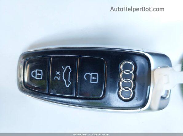 WA1ACBF7XPD011614 2023 AUDI Q7 Серый Вид панели приборов